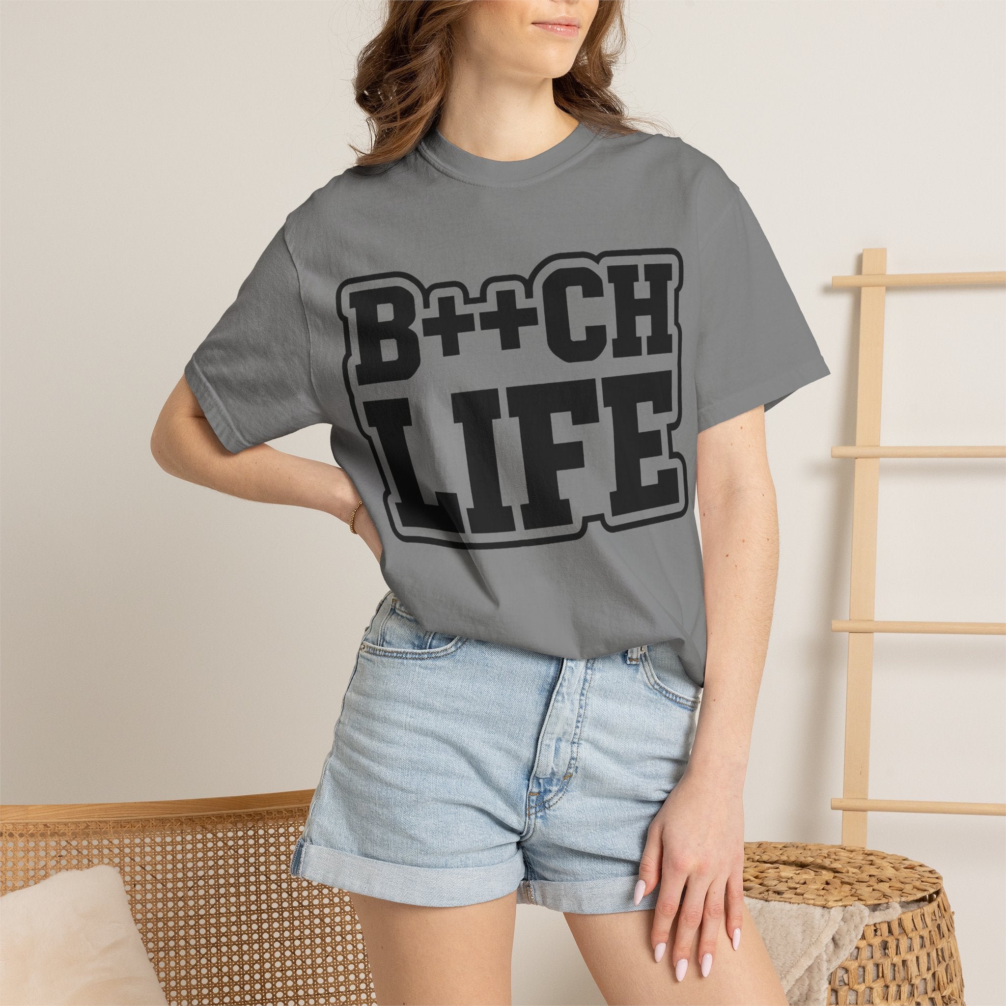B++CH LIFE-Shirt — Bold Streetwear Graphic Tee